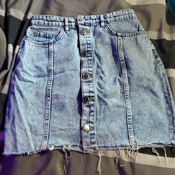 Jean skirt - Picture 1 of 1
